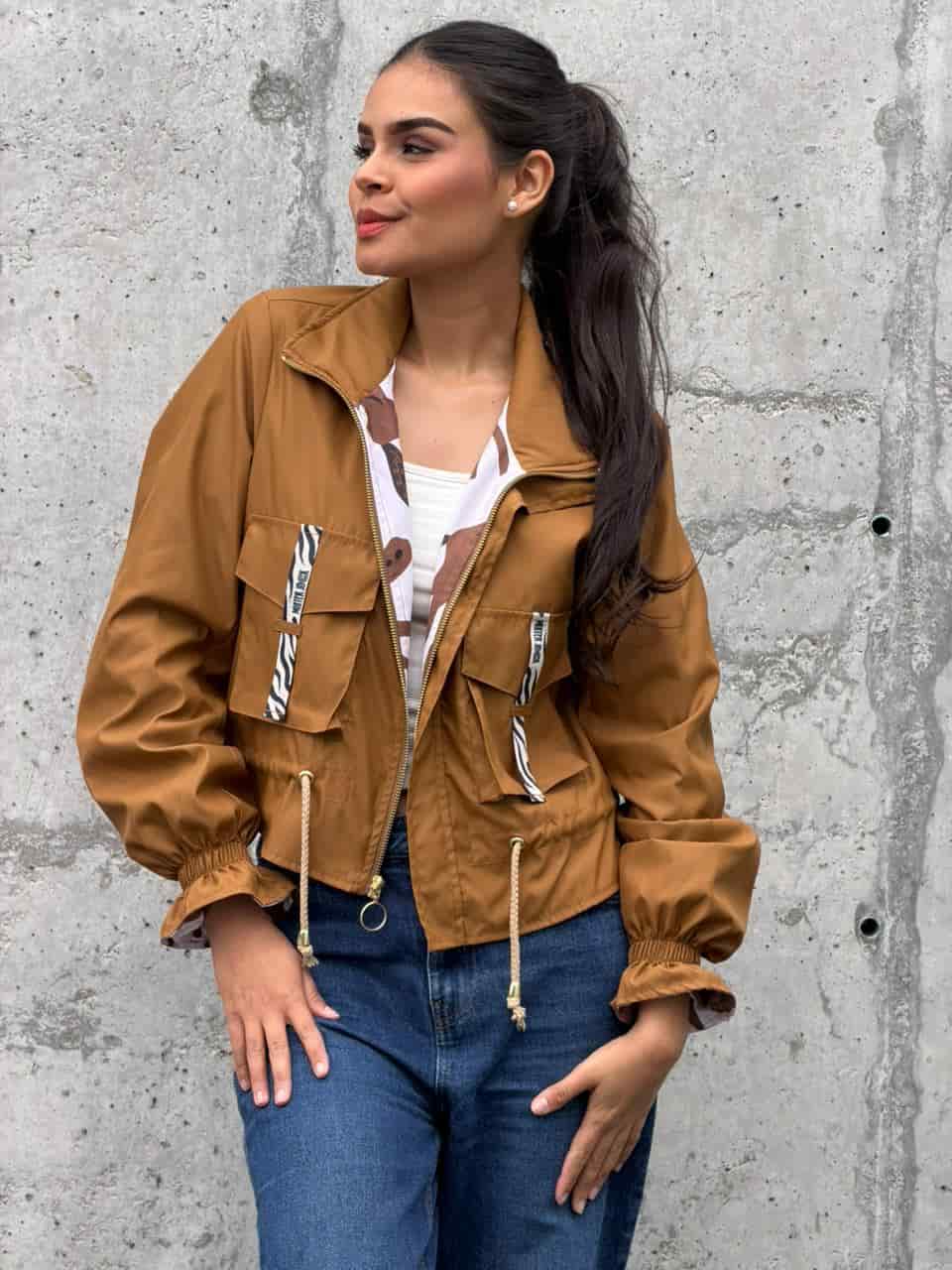 Chaqueta Corta Unicolor Mocca - miniatura 1