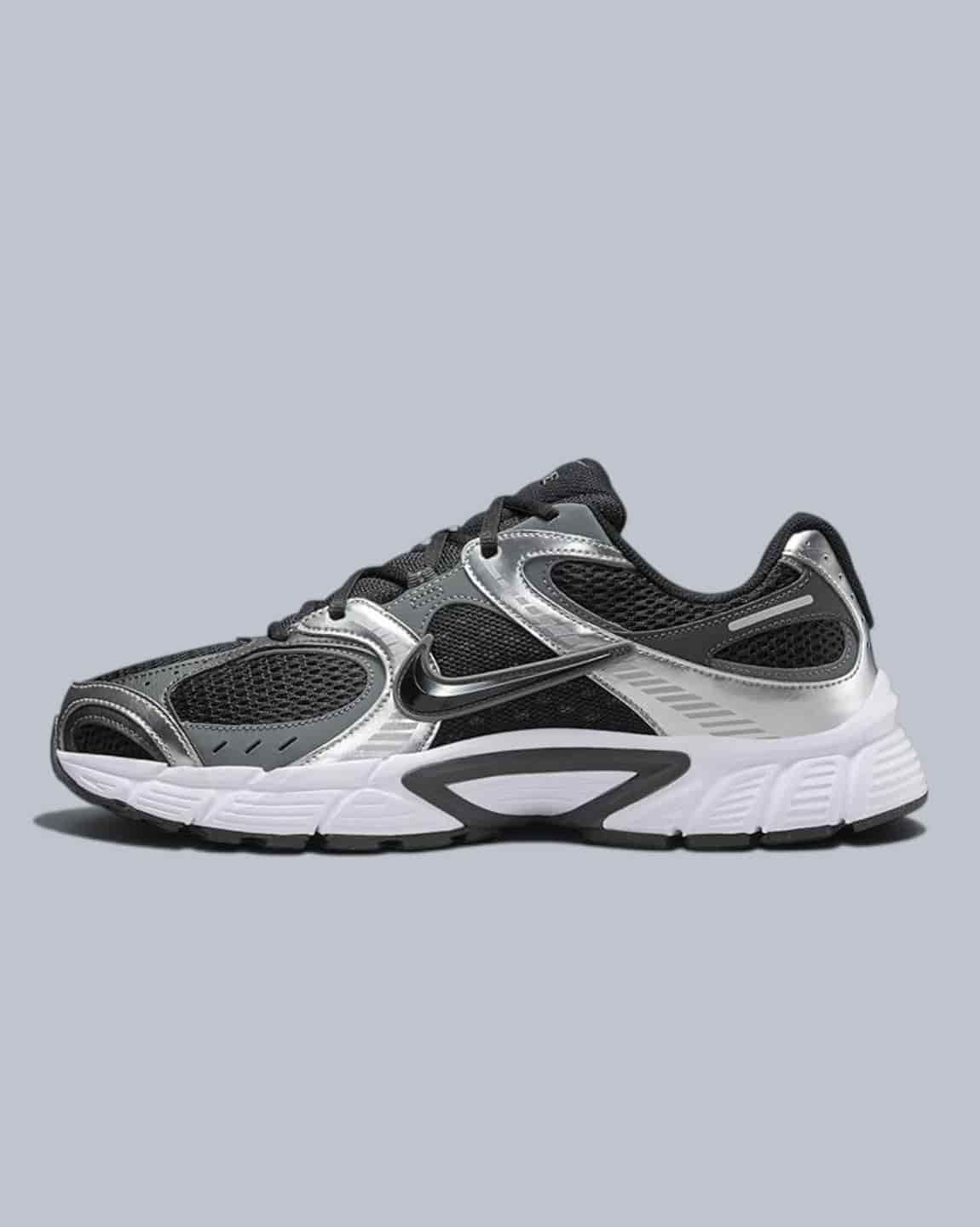 TENIS HOMBRE V5 RNR NEGRO/GRIS NIKE - miniatura 2