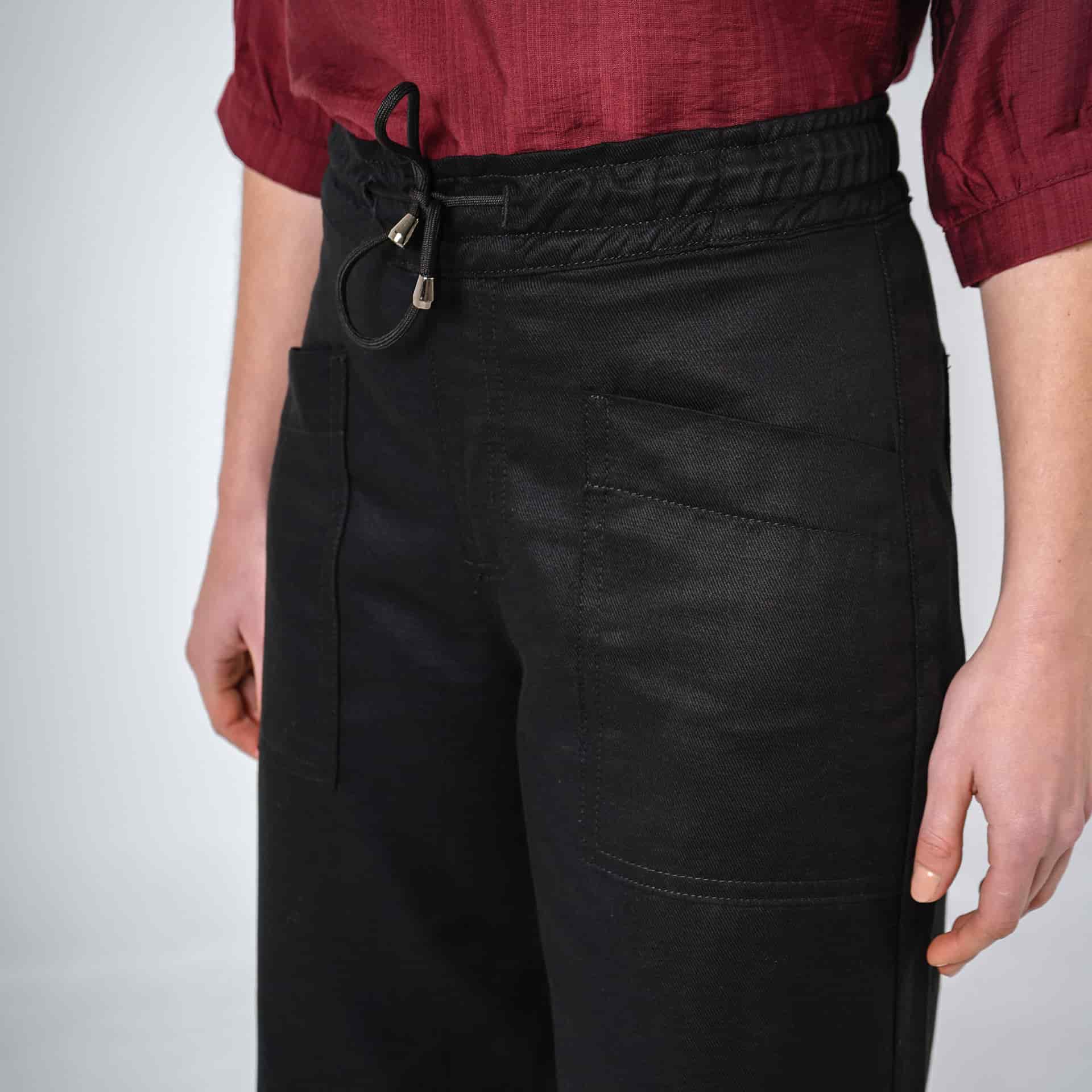 Pantalón básico estilo cargo bota flare con ajuste en cintura - miniatura 10