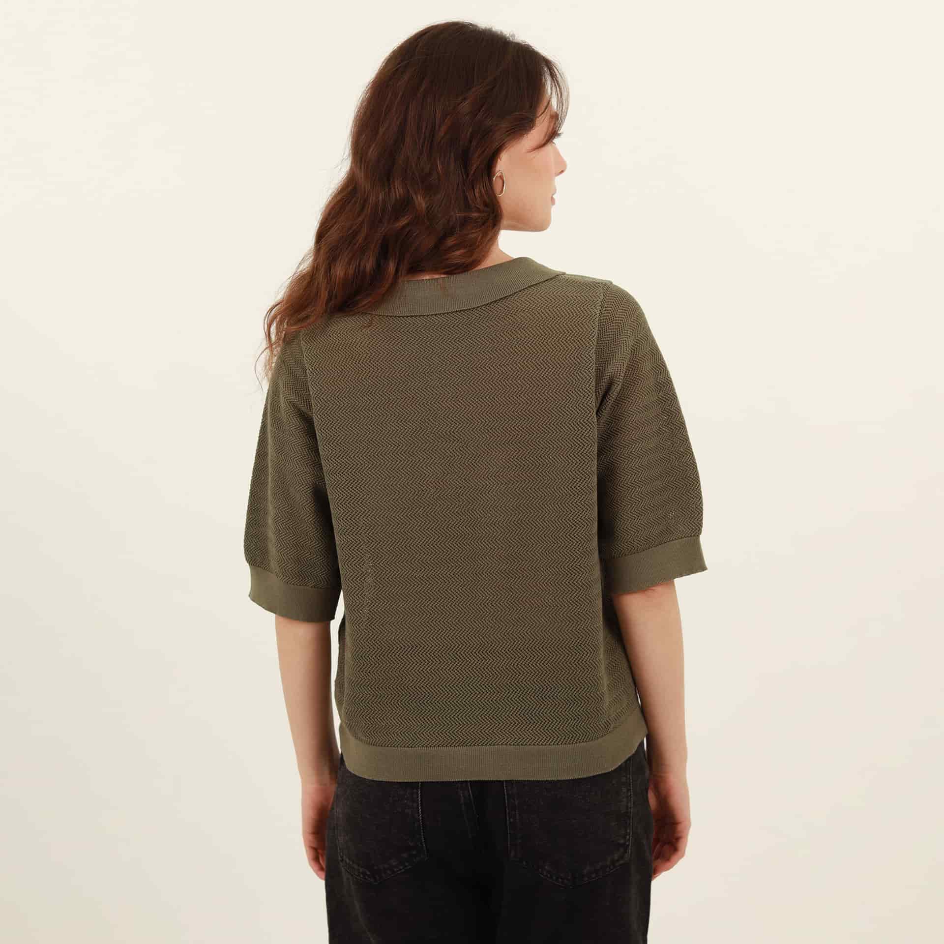 Sweater cuello polo manga corta con textura - miniatura 10