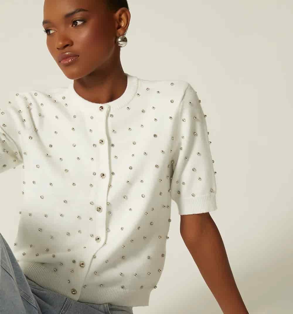 Blusa manga corta con apliques - miniatura 2