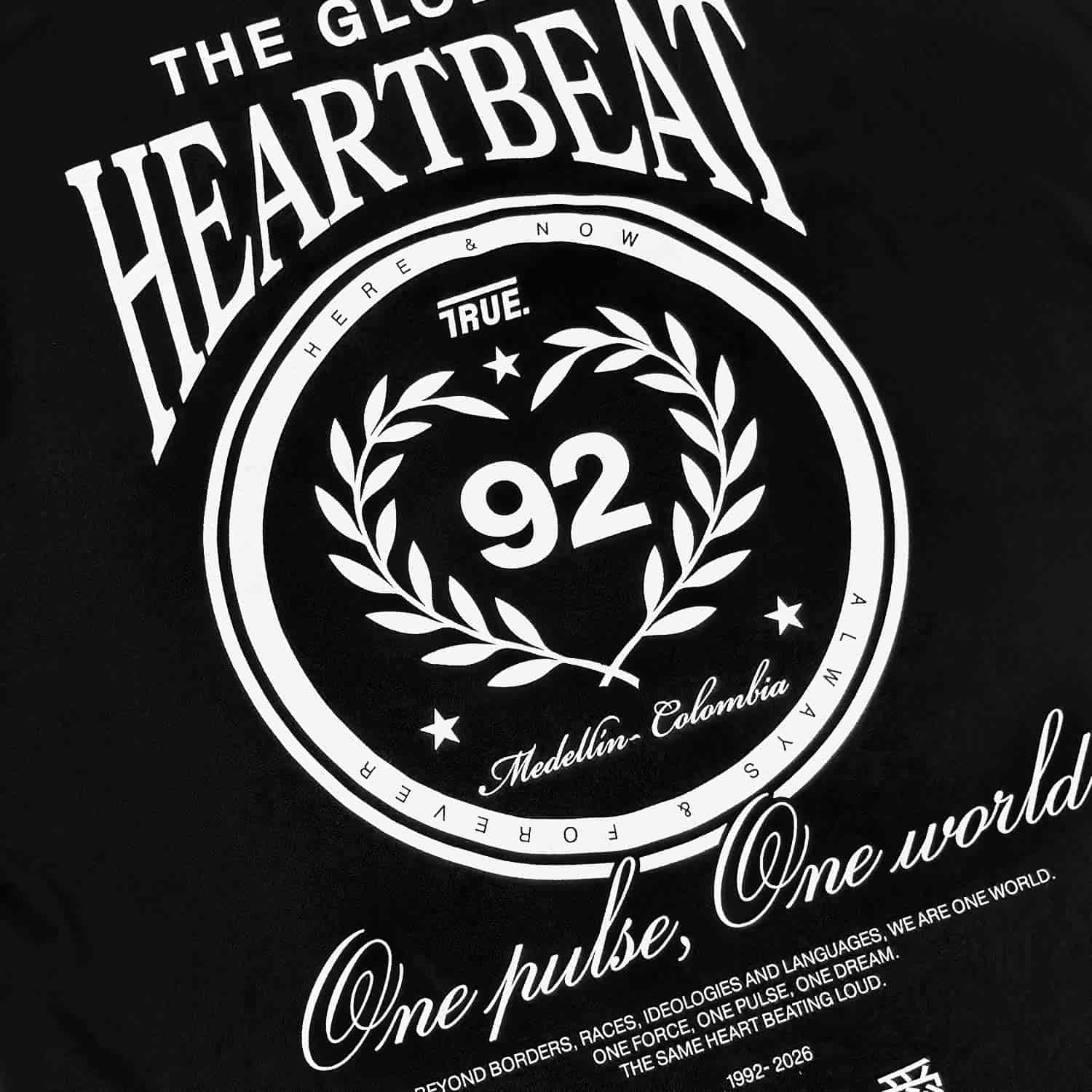 Heartbeat T-Shirt - Black - miniatura 6