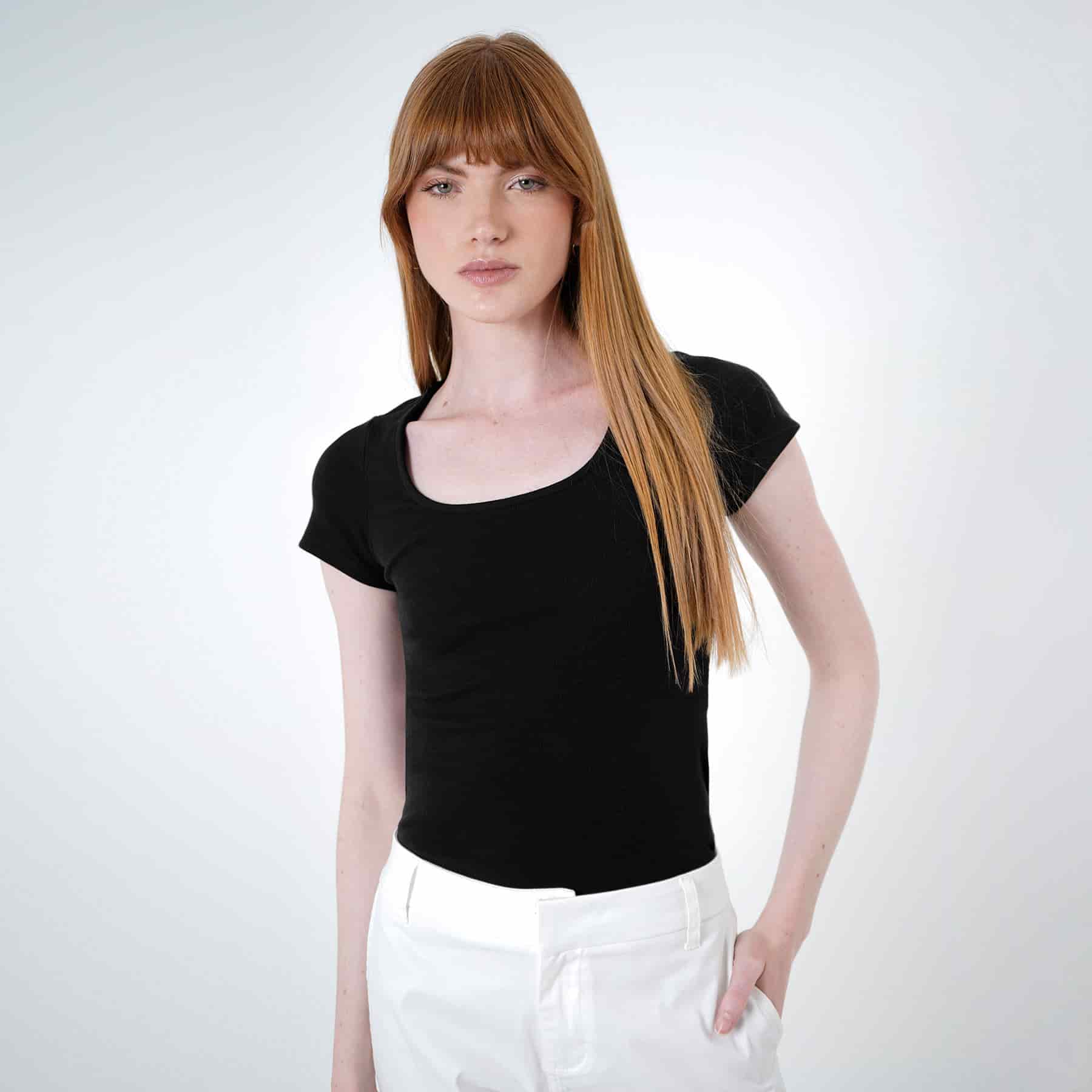 Camiseta escote en U manga corta - miniatura 11