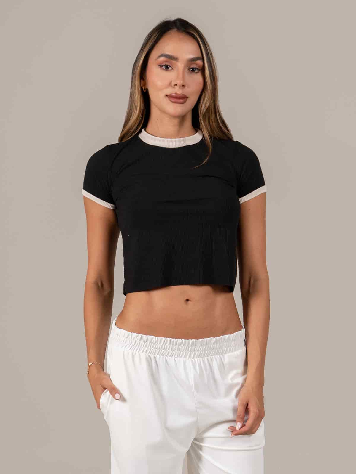 Blusa Ziwa Dolce Negra - miniatura 1