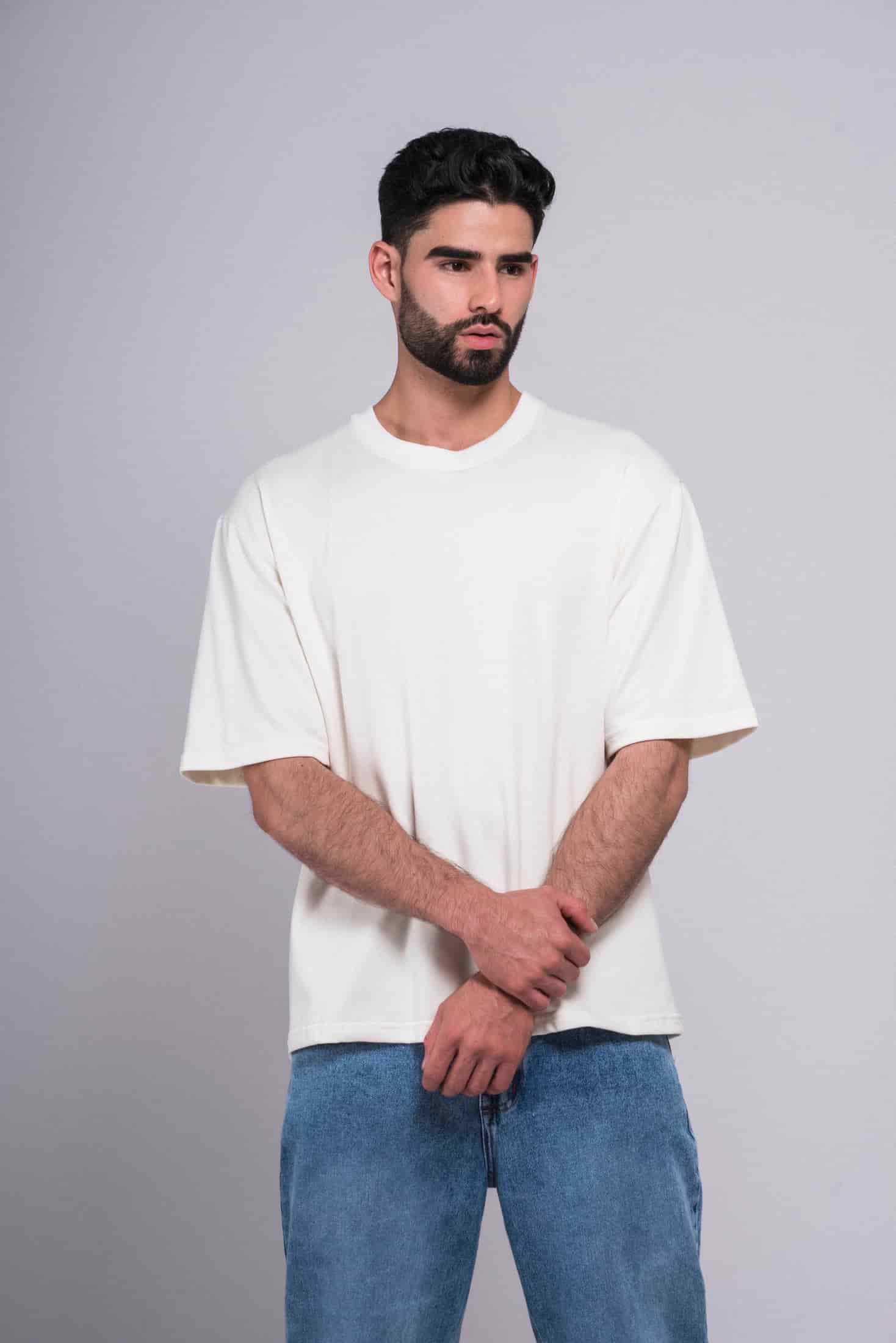 CAMISETA BEIGE OVERSIZE SVG 13837 - miniatura 2