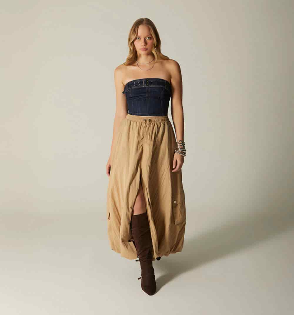 Blusa straple con cinturon misma tela - miniatura 1