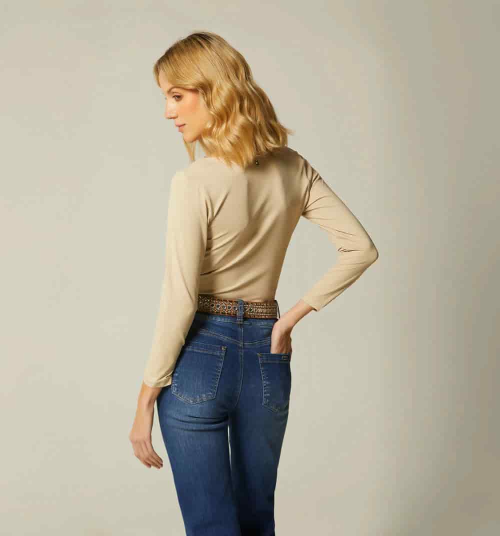 Blusa escote cuadrado  manga 3/4 - miniatura 5