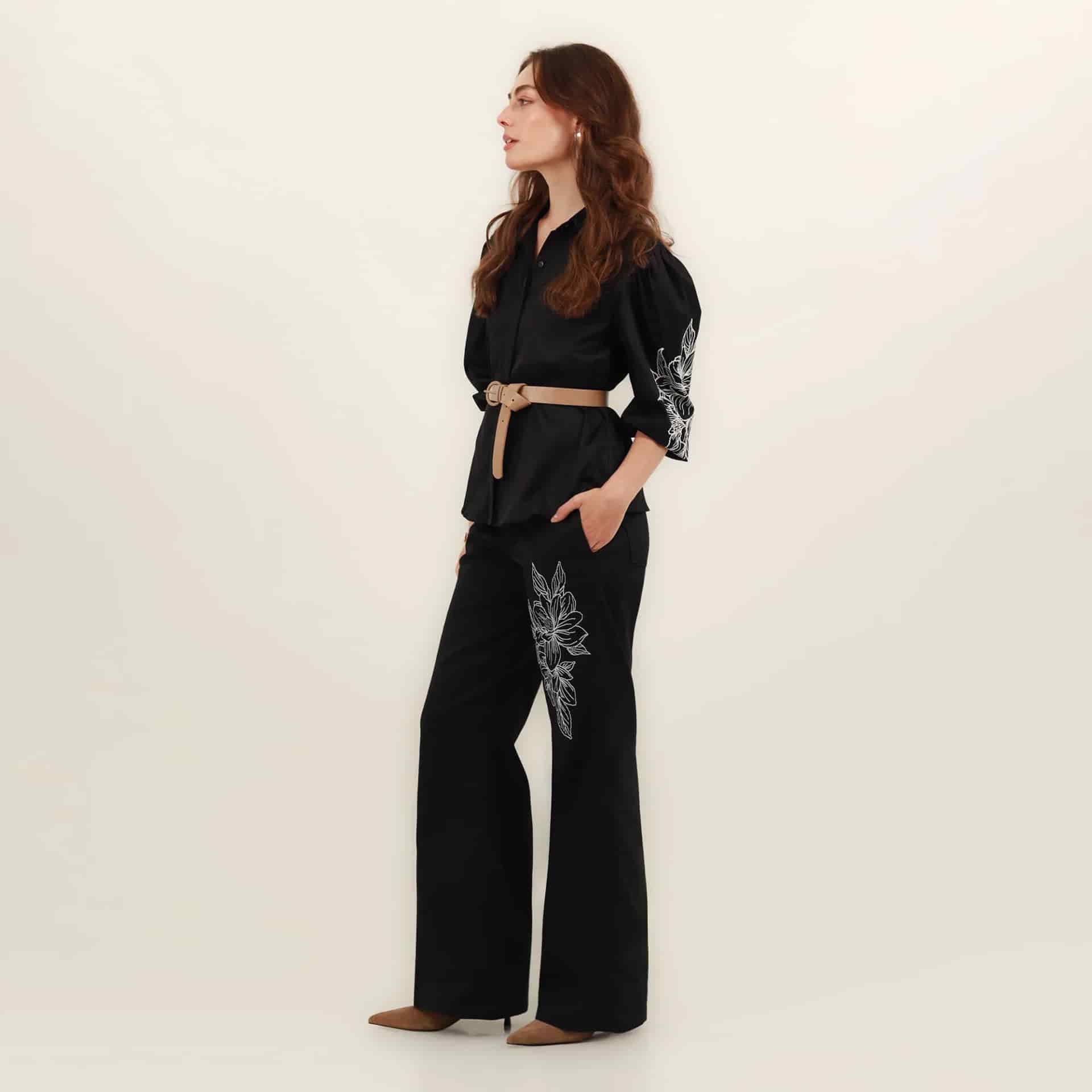 Blusa Cuello V Manga 3Cuartos - miniatura 3
