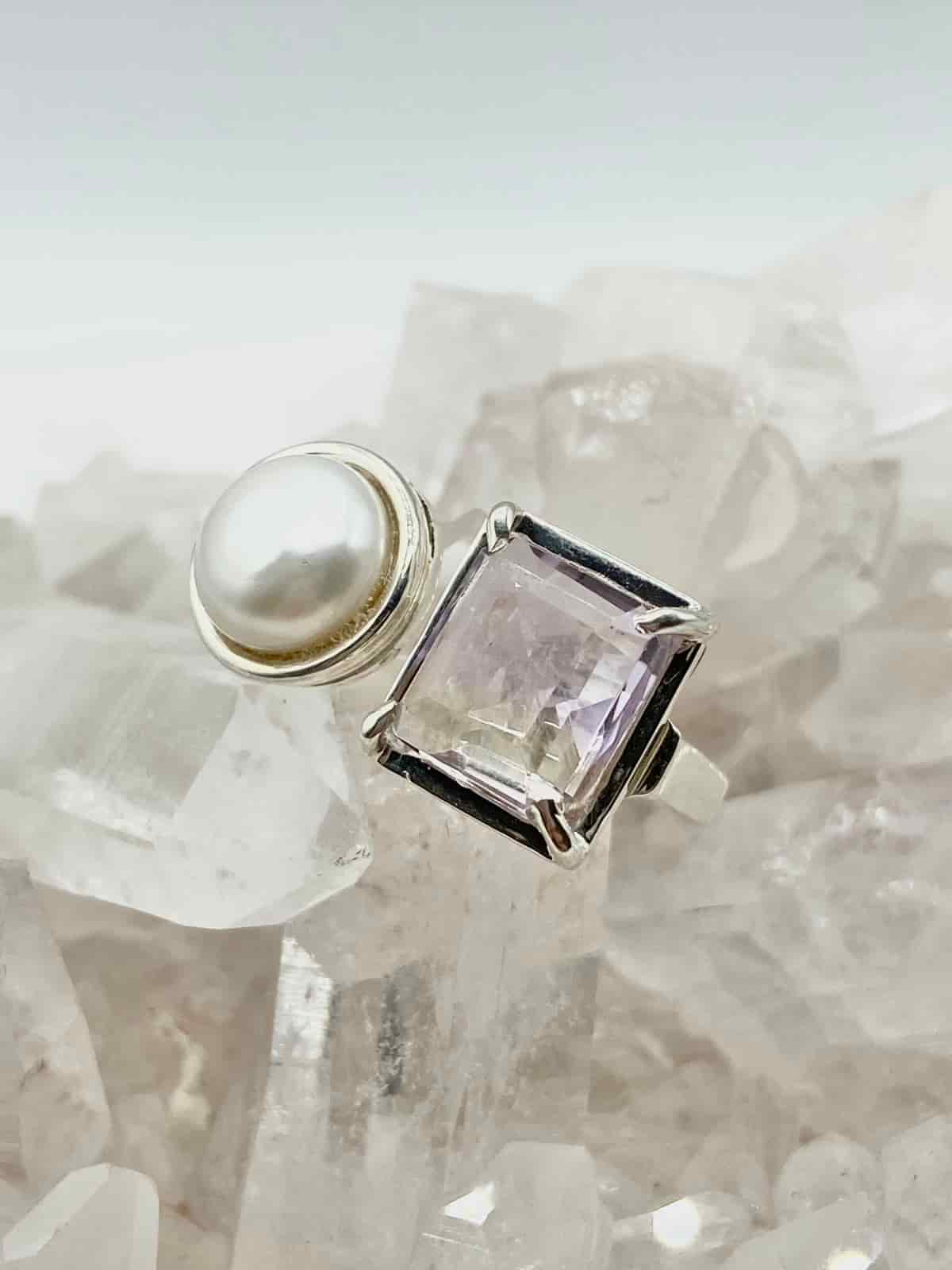 Anillo Doble Ametrino y perla Colección Armonía Dual - miniatura 1