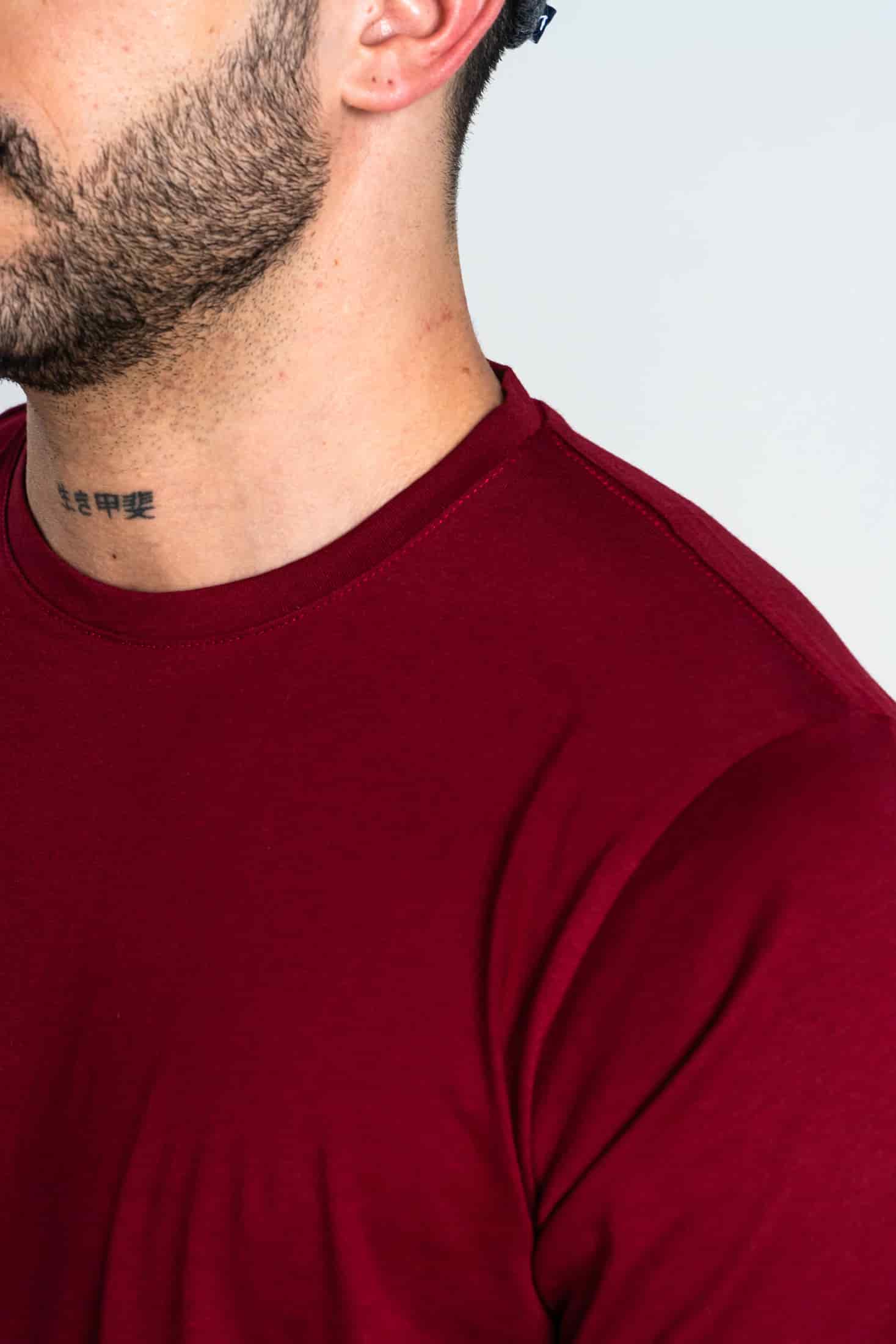 Camiseta Básica Algodón Rojo Cereza - miniatura 2