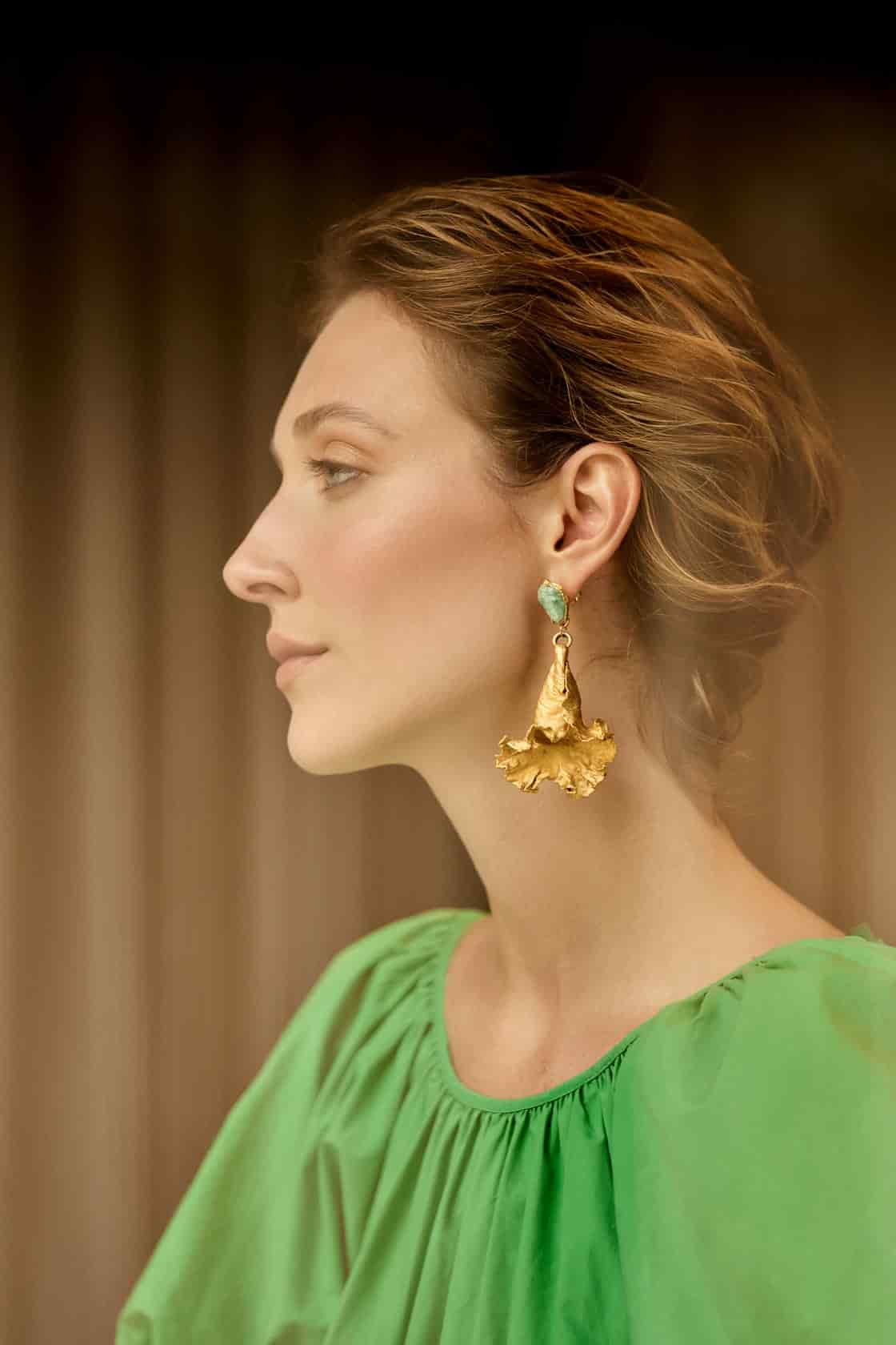 LABELLUM AND ROUGH EMERALD EARRINGS - miniatura 2