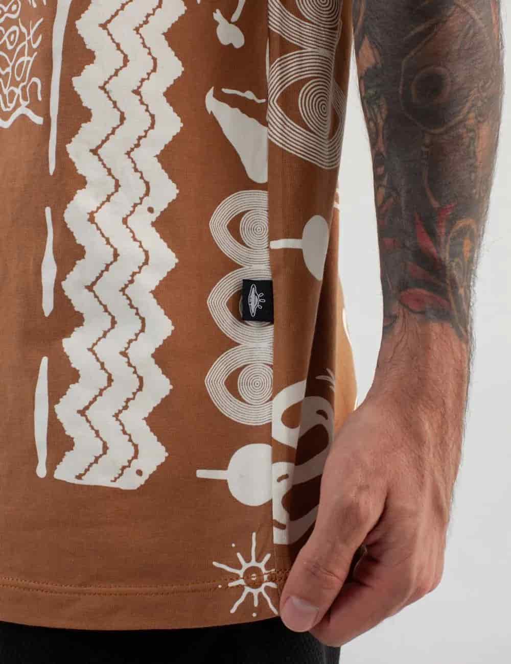 Camiseta Oversize Vurú tabaco para Hombre - miniatura 6