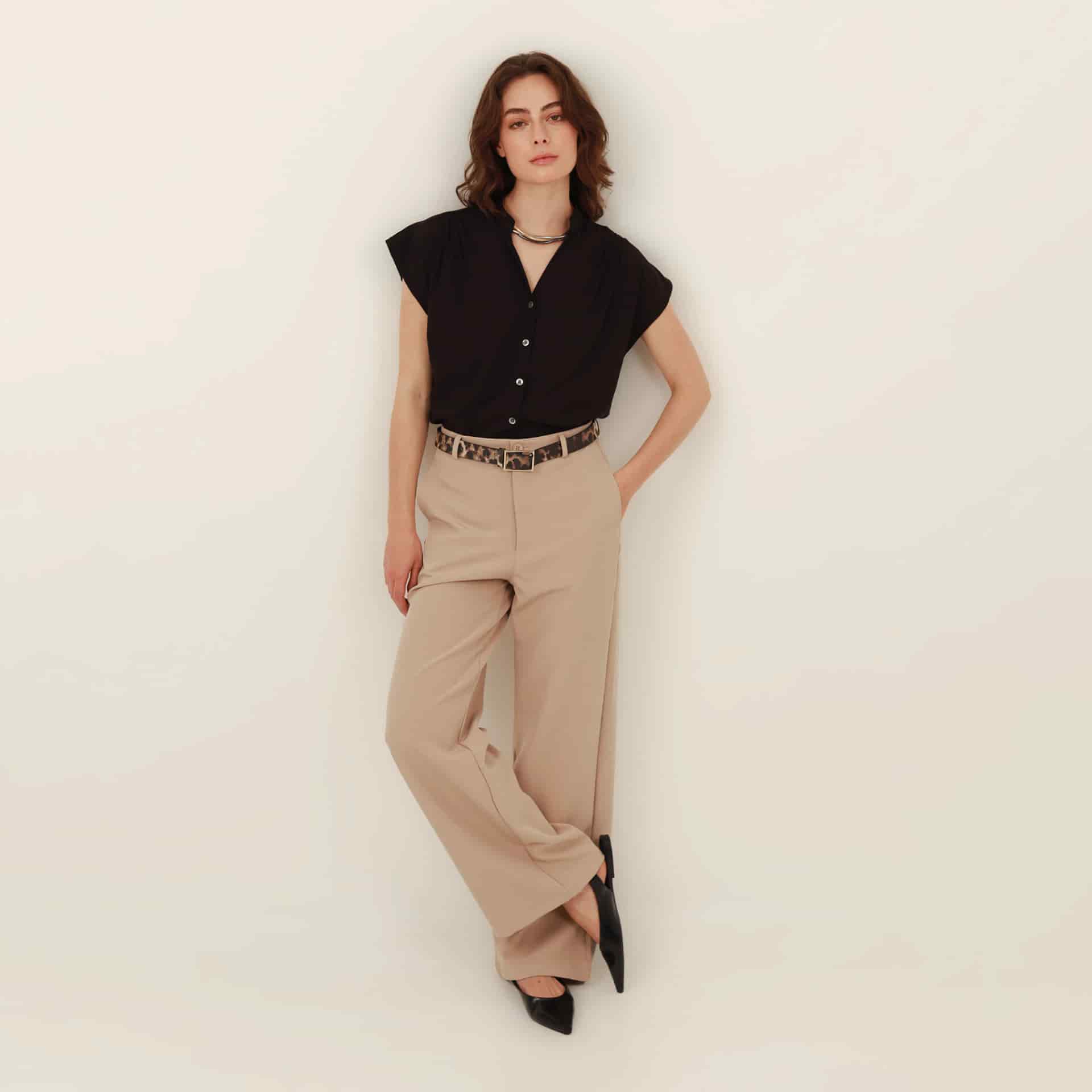 Pantalón rectobásico con pinzas - miniatura 1