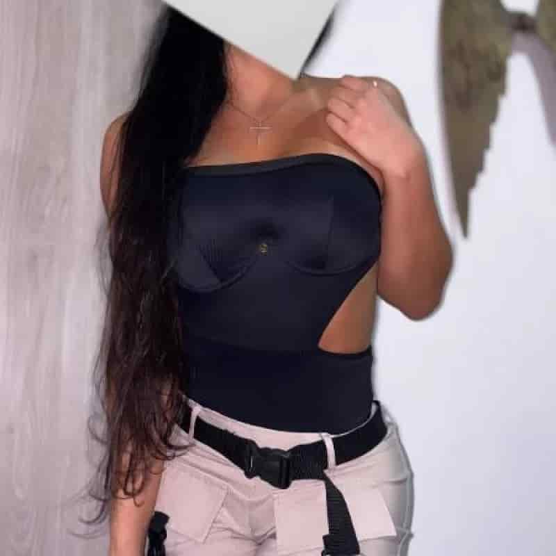 SHORT NUDE TIPO CARGO - miniatura 4