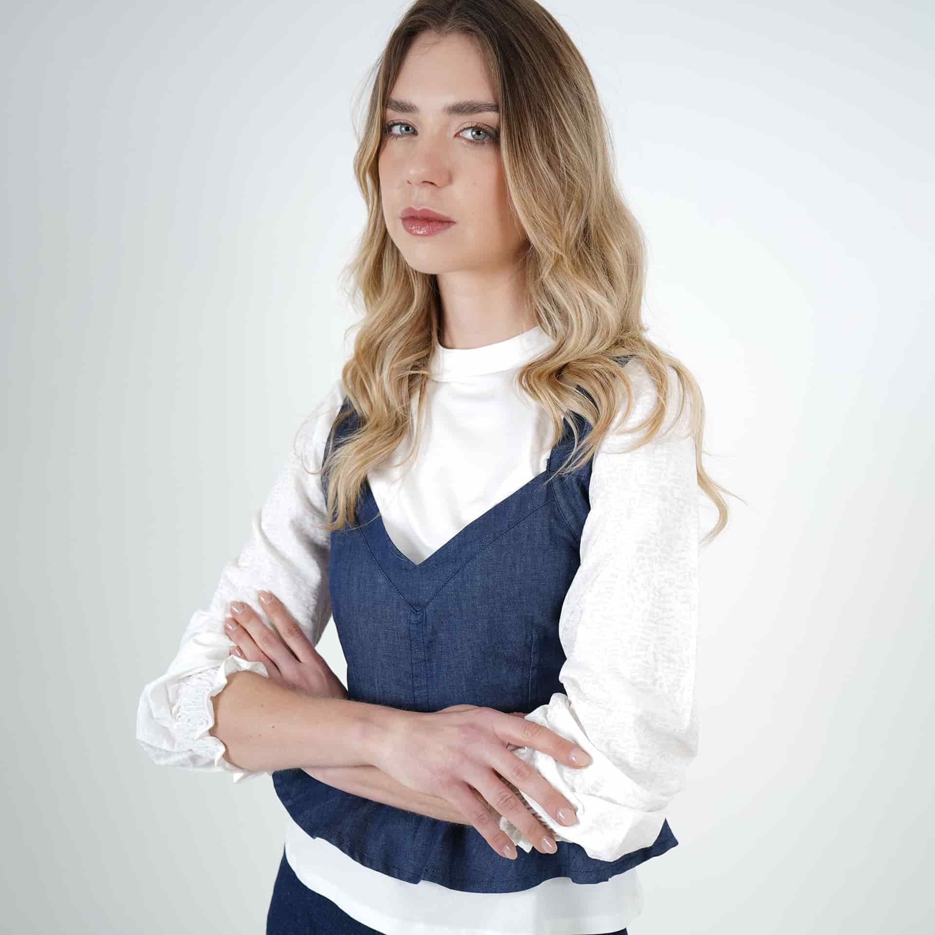 Blusa Cuello Corazon Manga Tiras - miniatura 5