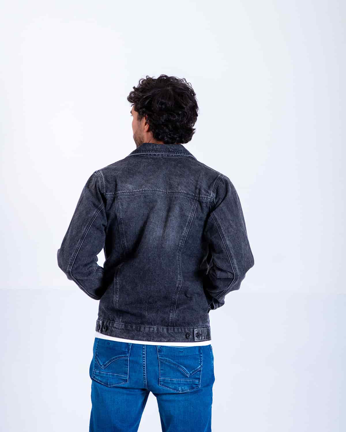 Chaqueta negra denim para hombre - miniatura 4