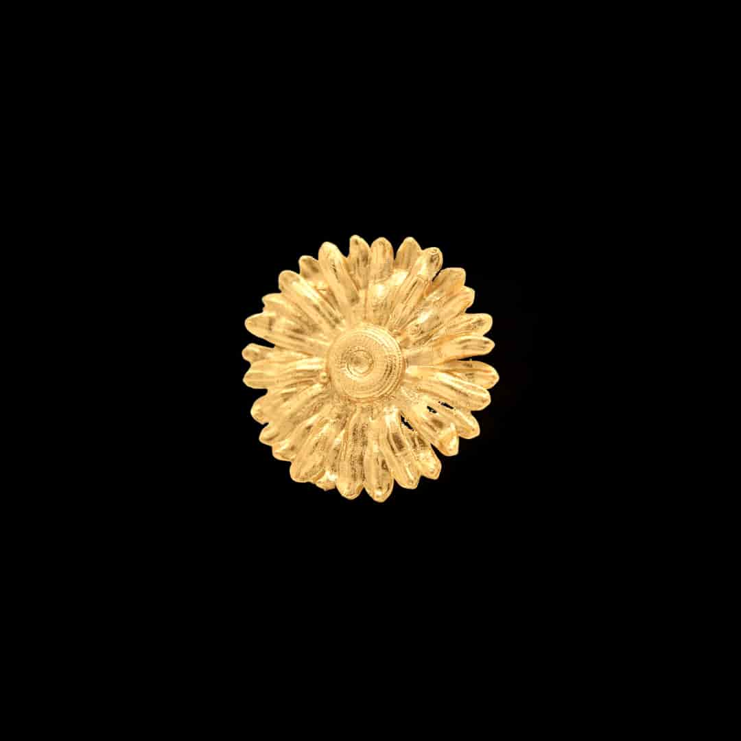 Anillo con flor de margarita grande - miniatura 1