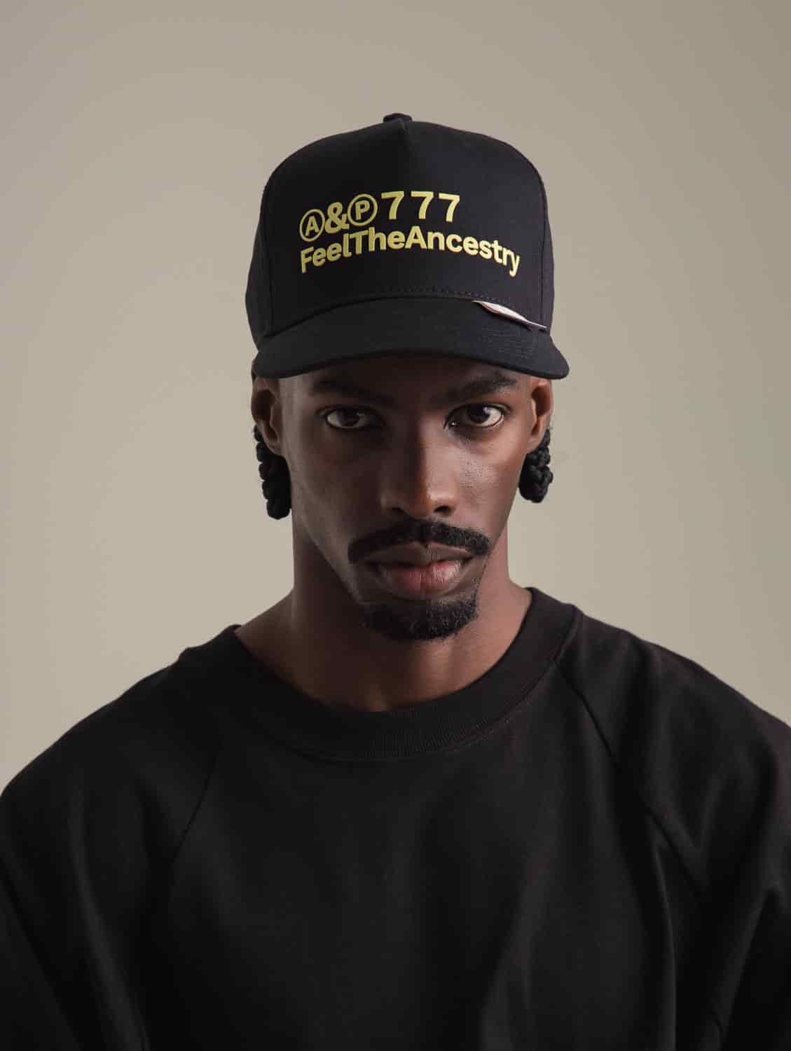 PRISMA BLACK CAP - miniatura 1