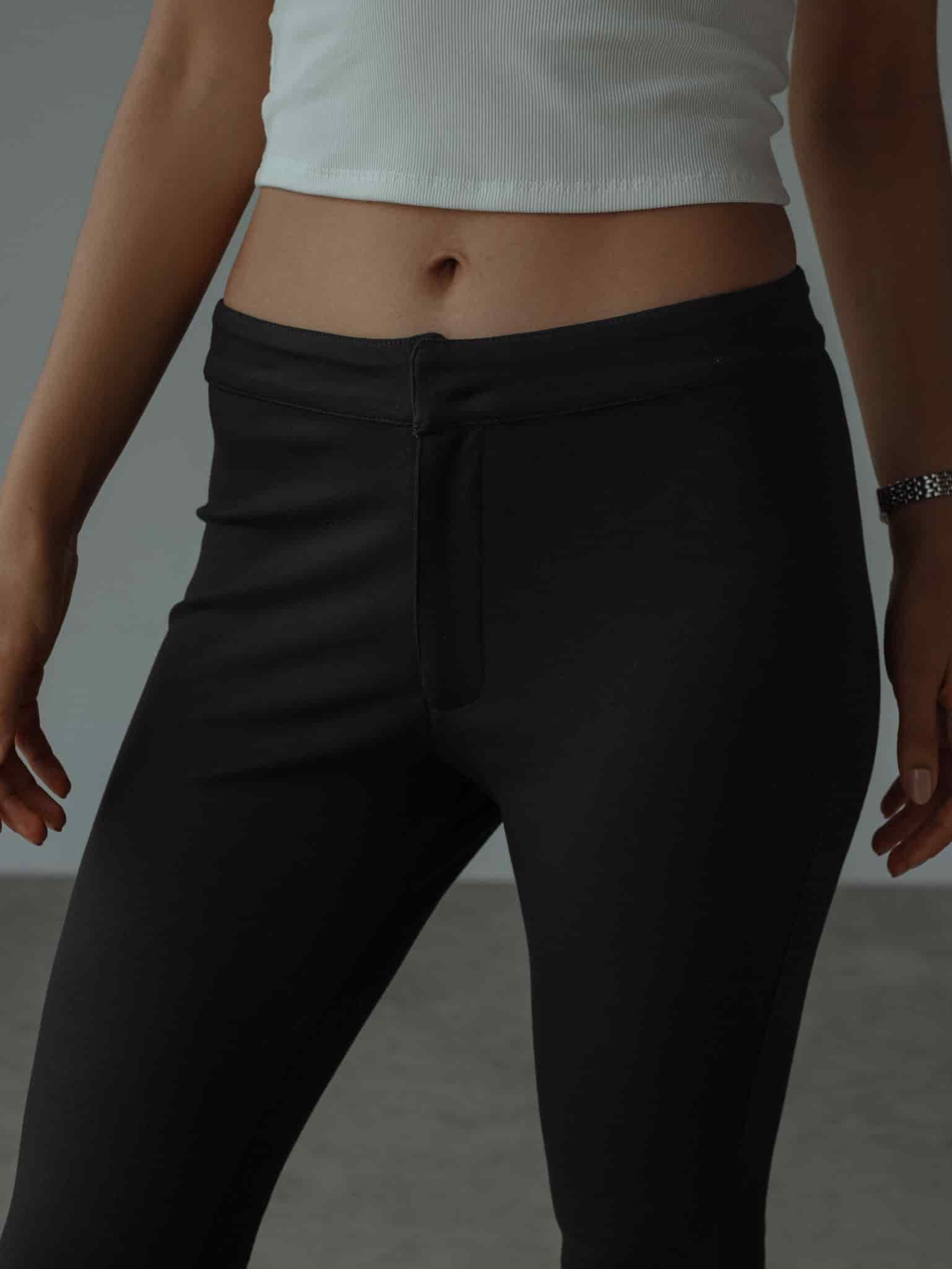 BASIC CAPRI PANT - BLACK - miniatura 5