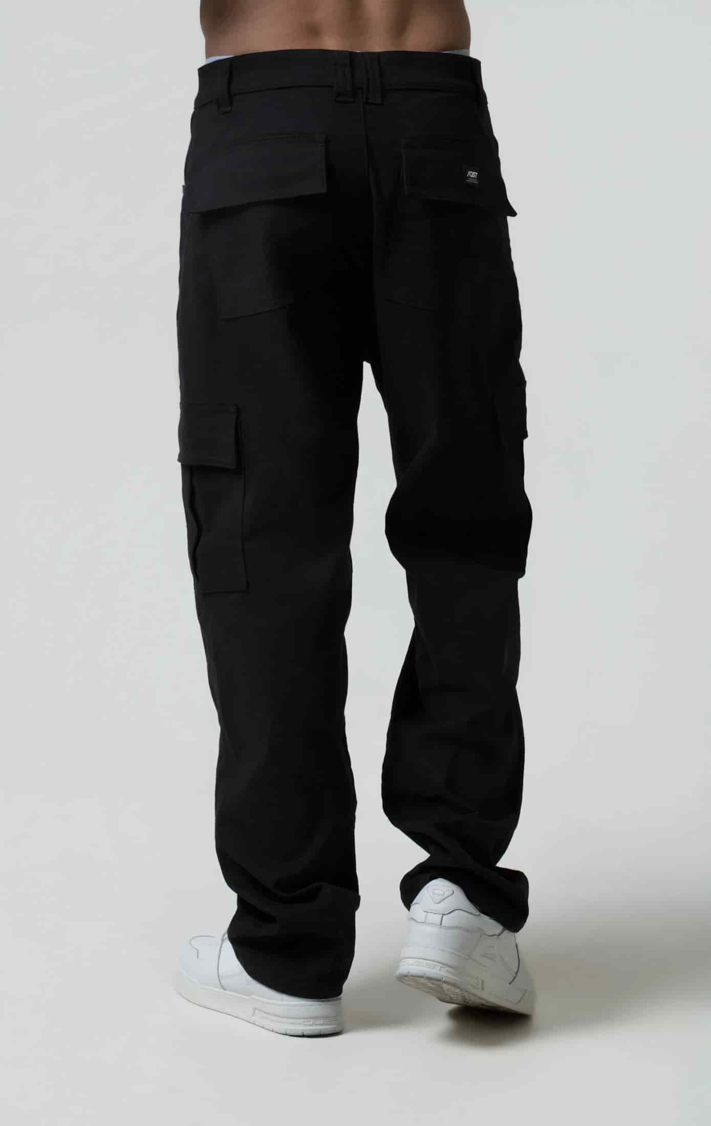 PANTALON CARGO COLOR NEGRO - miniatura 3