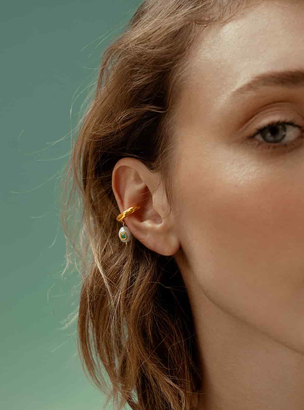 Darya Earcuff con Perla - miniatura 2