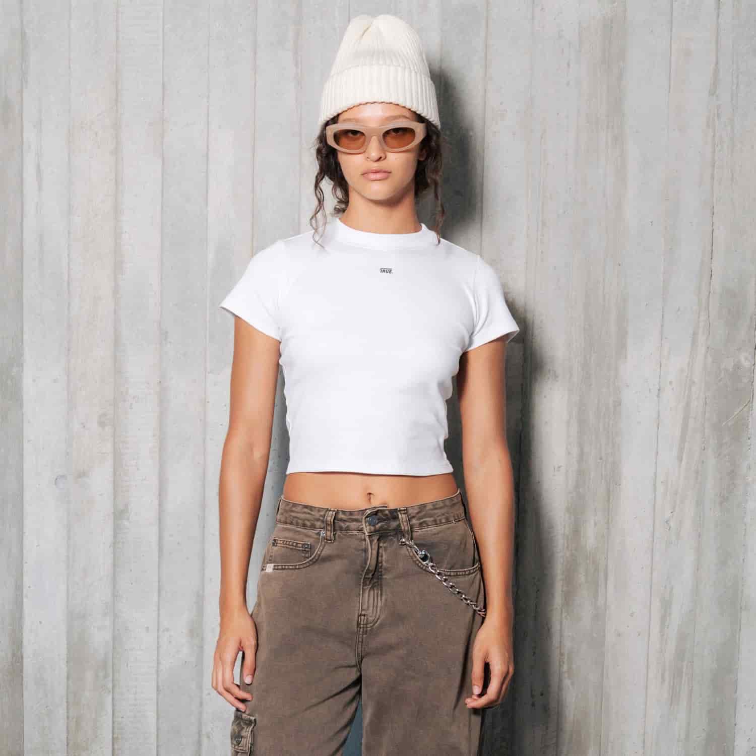 Slim Ribbed Fitted Tee - White - miniatura 7