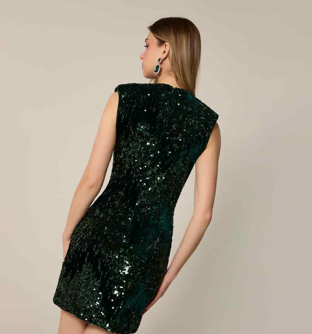 Vestido corto en terciopelo - miniatura 4
