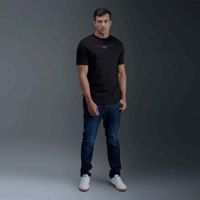 Camiseta Negra - miniatura 6