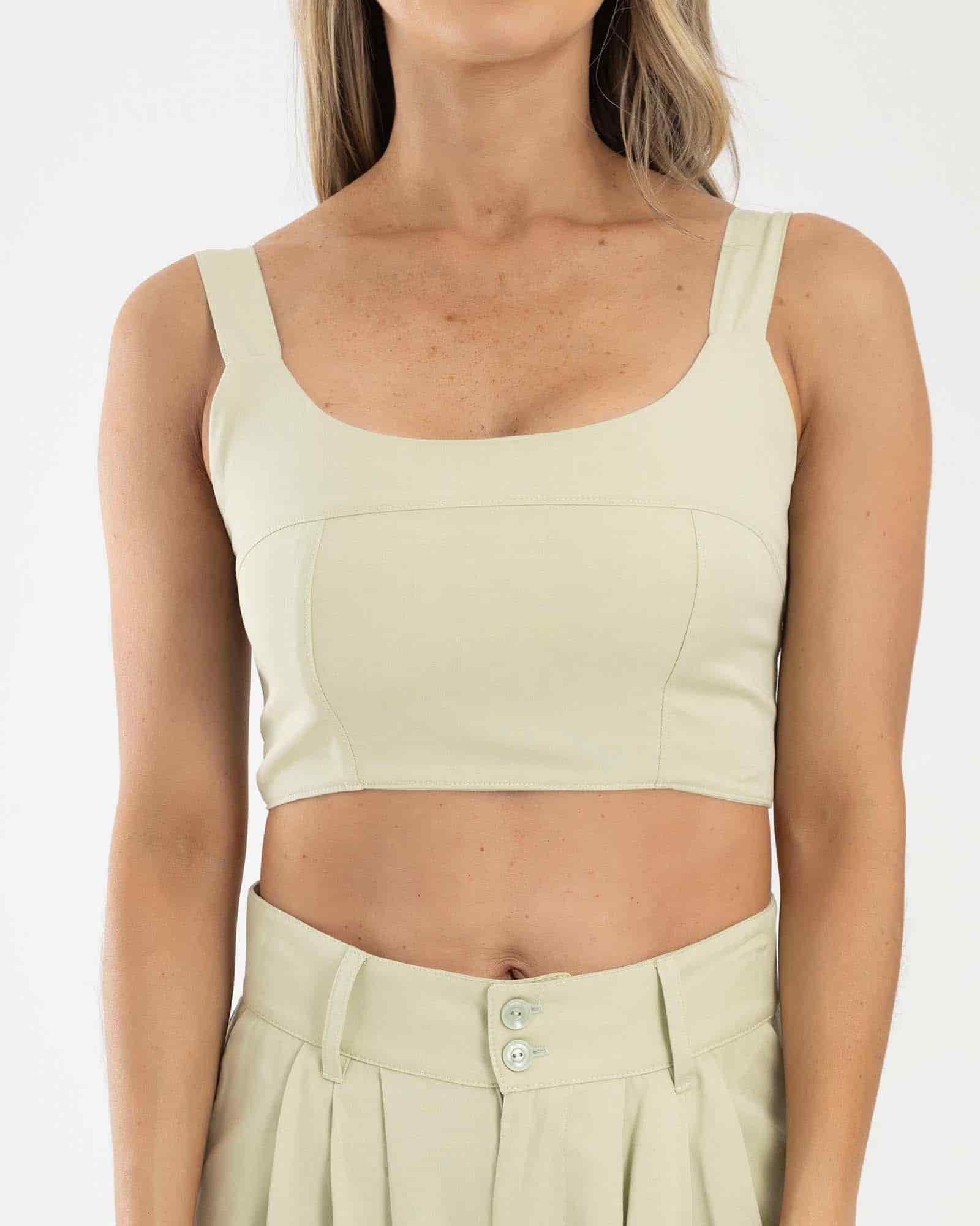 Blusa corta casual verde claro golden hour fiber - miniatura 2