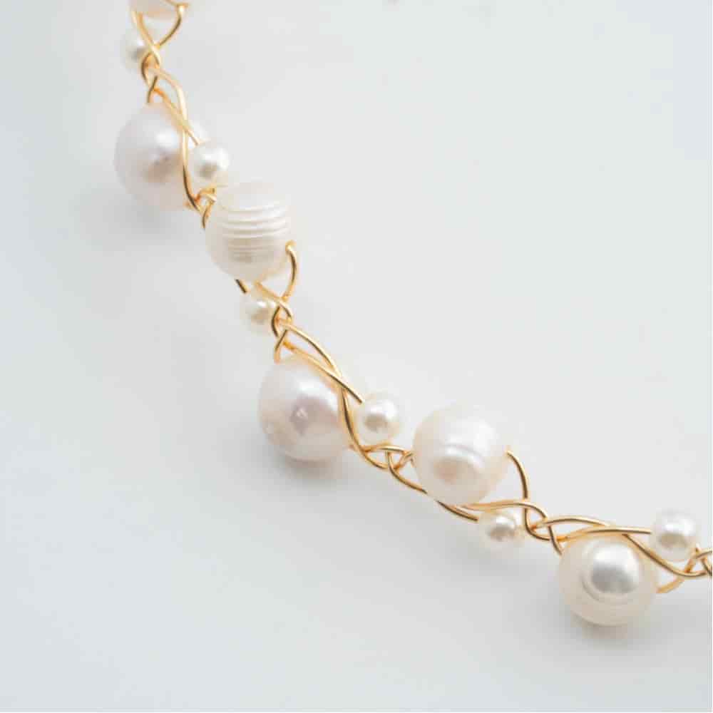 Collar Gargantilla Neria con Perla Dorado Para Mujer - miniatura 3