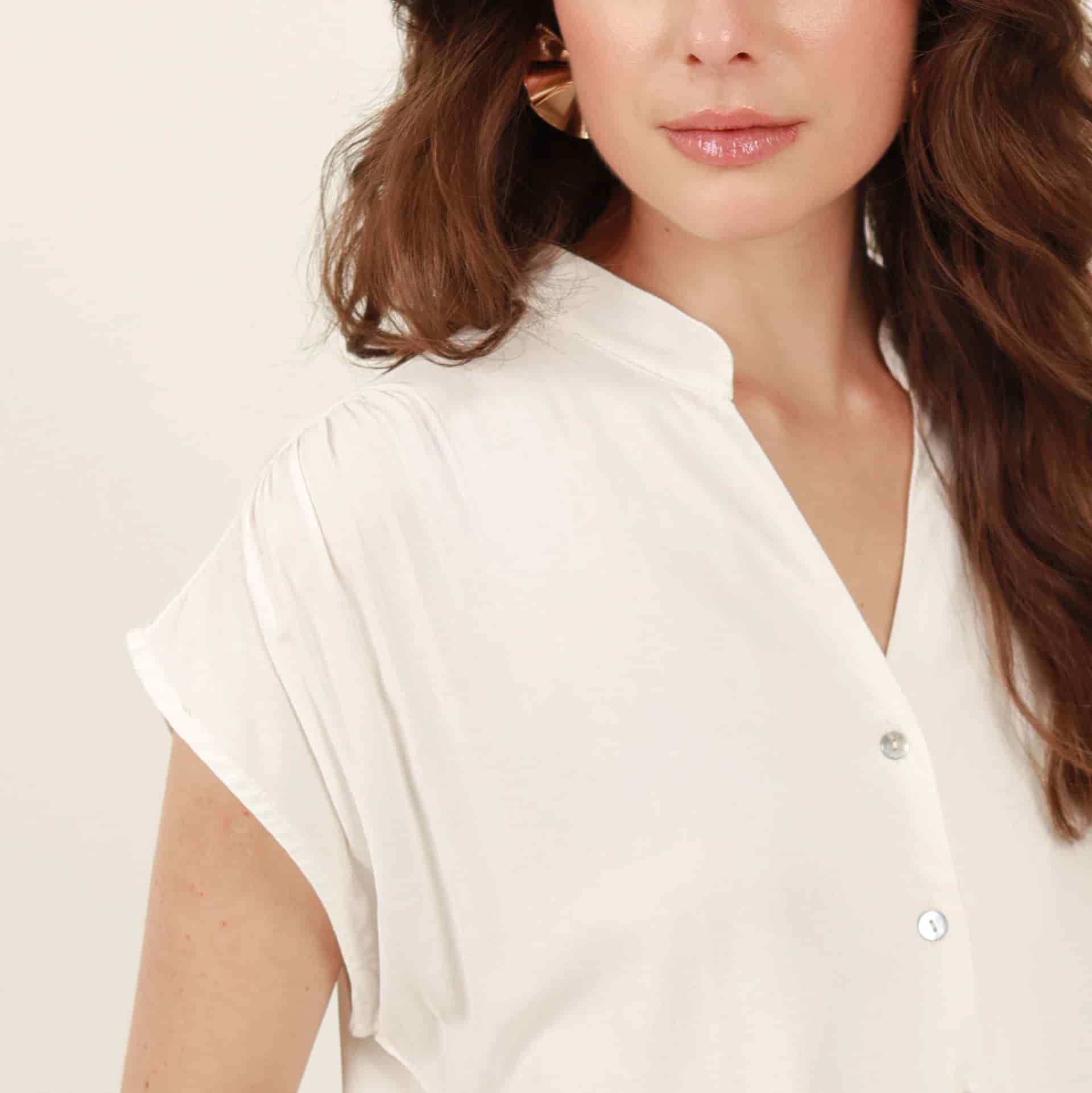 Blusa abierta cuello nerú manga sisa rodada - miniatura 11