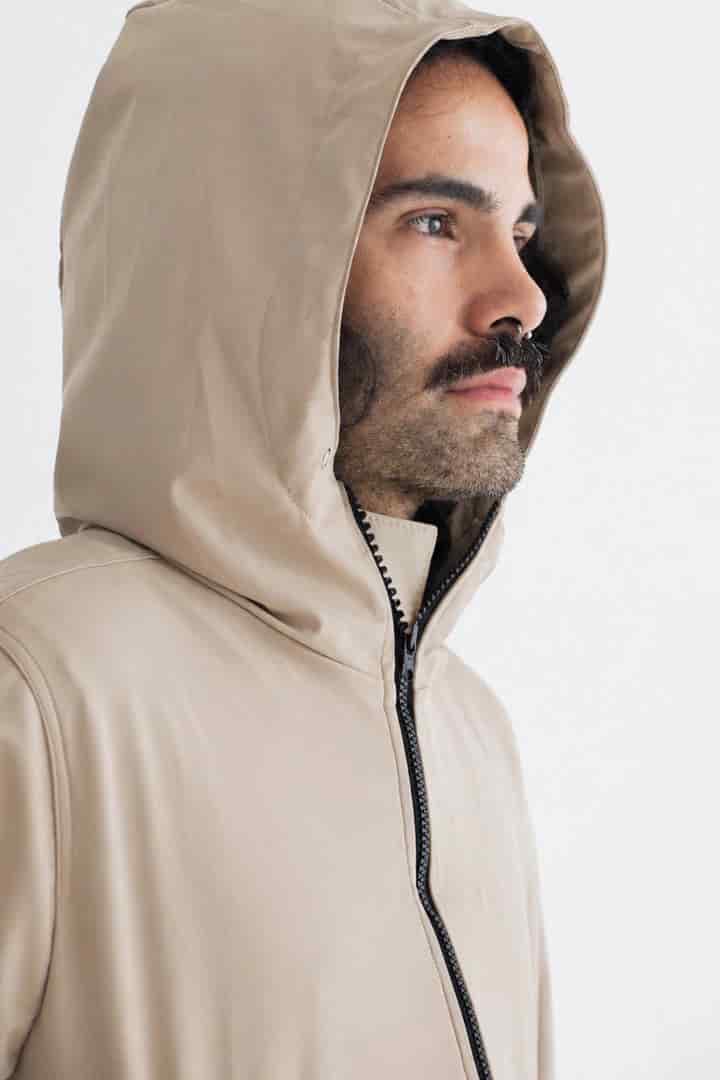 Chaqueta para lluvia beige - miniatura 5