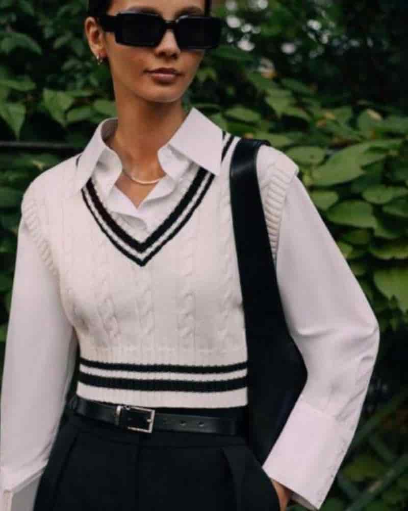 Lady's Rich Sweater Vest - miniatura 1