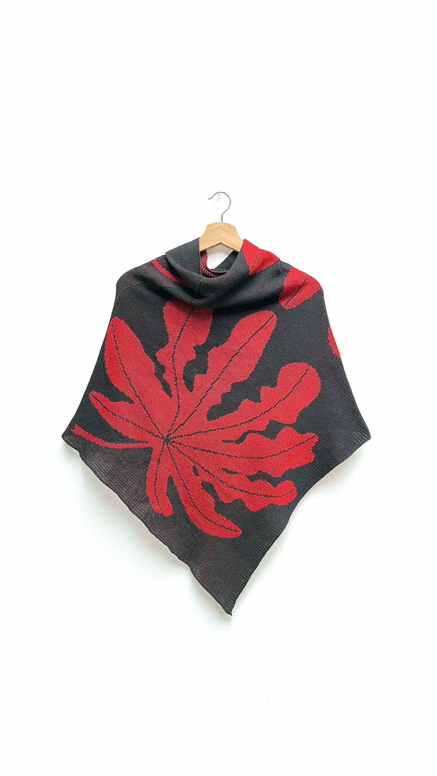 Poncho Yarumo - negro y rojo - miniatura 5