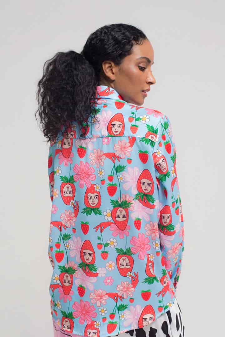 Camisa Manga Larga Unisex / Estampado Fresas con Crema - miniatura 3