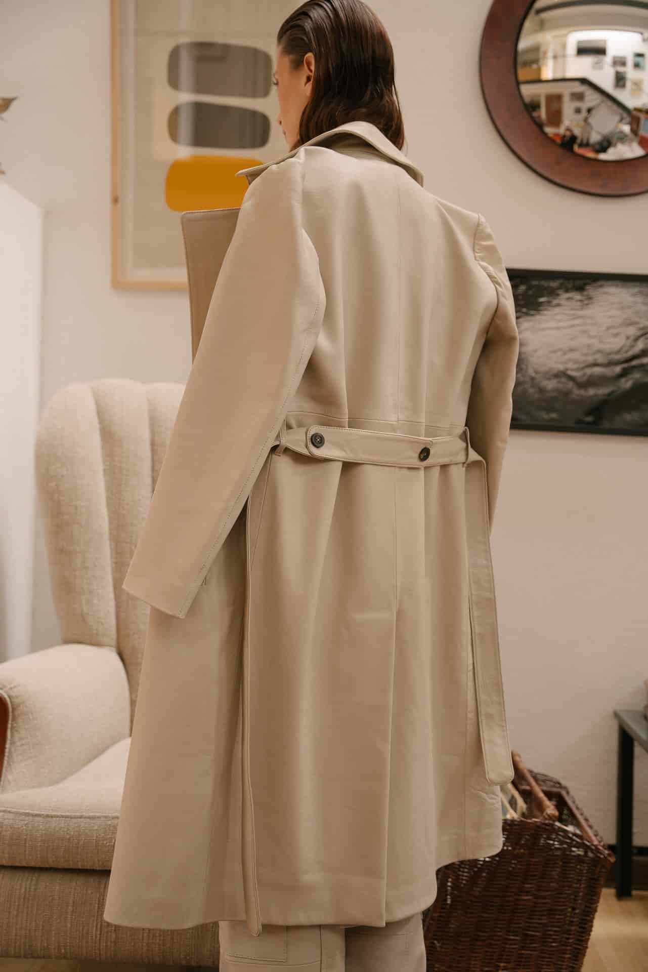 MILA DESTRUCTURED LONG TRENCH COAT - miniatura 3