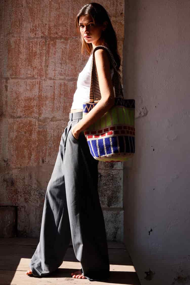 Lagos L Large Bucket Bag - miniatura 1