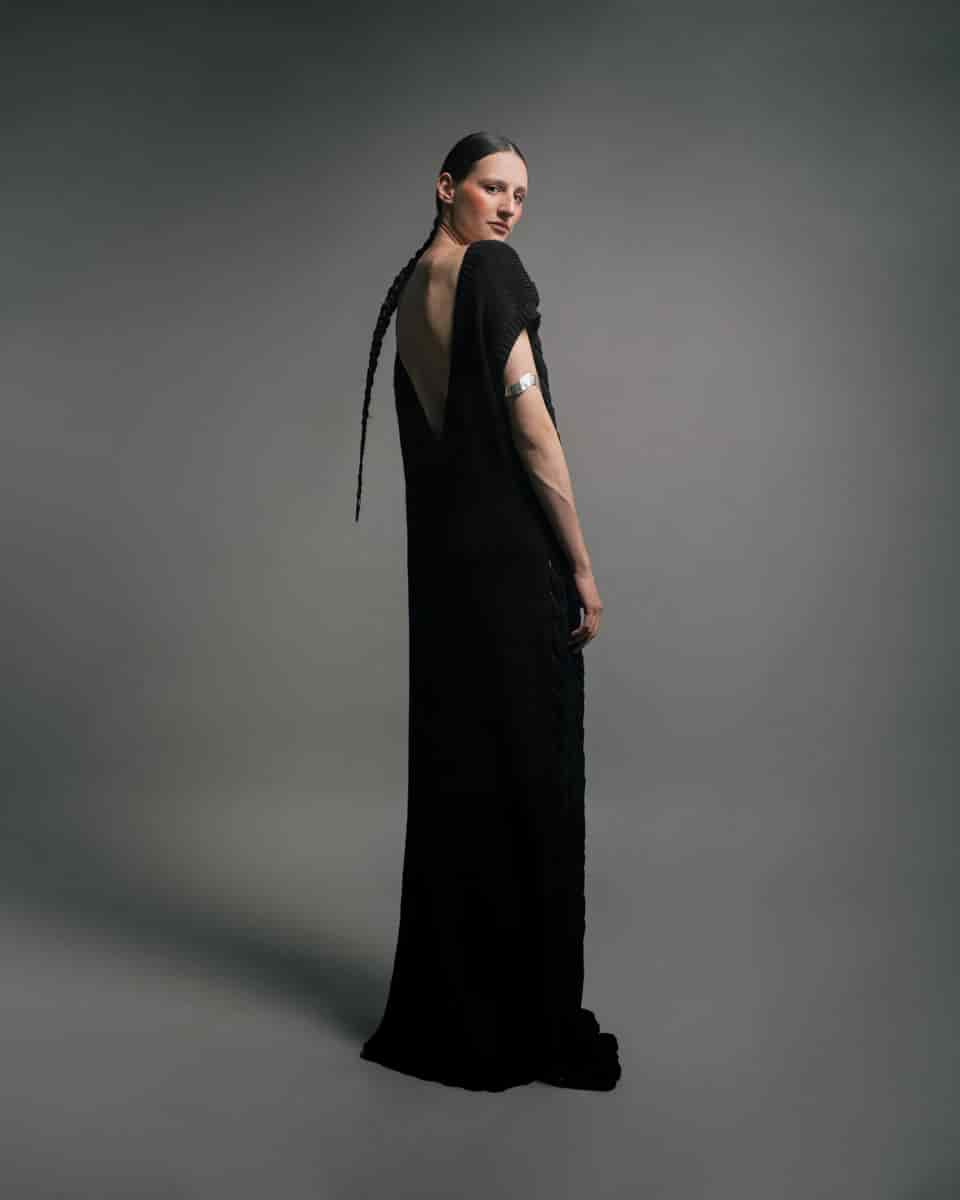 FLAT BRAIDED KNITTED DRESS - miniatura 6