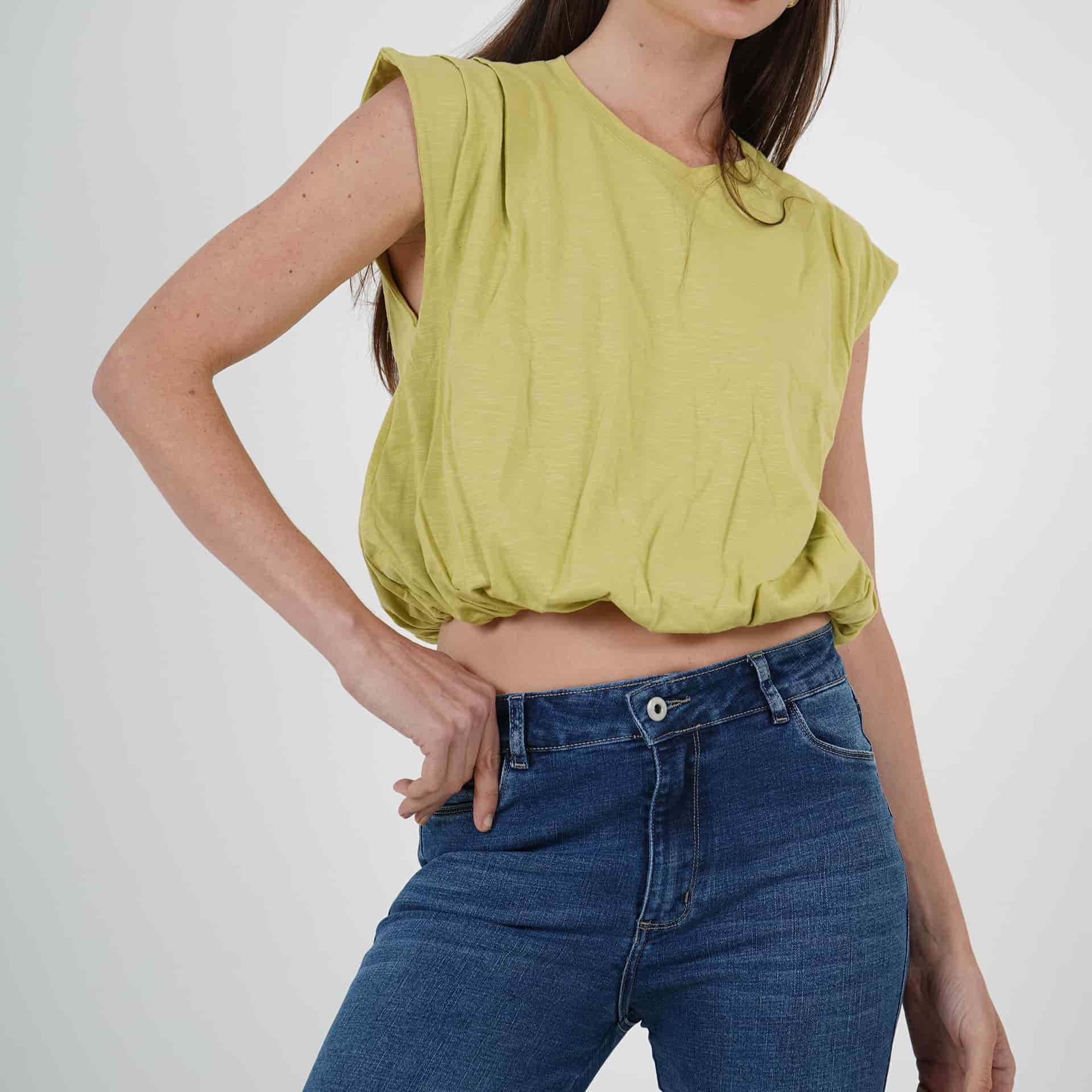 Camiseta crop top globo cuello redondo manga rodada - miniatura 9