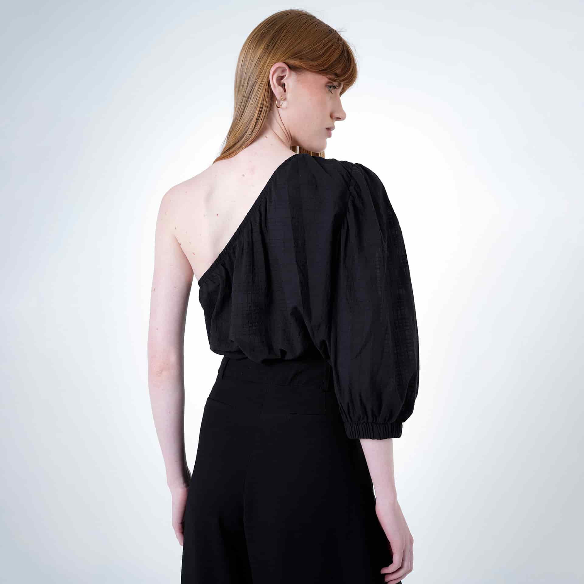 Blusa Cuello Asimetrico Manga 3Cuartos - miniatura 5