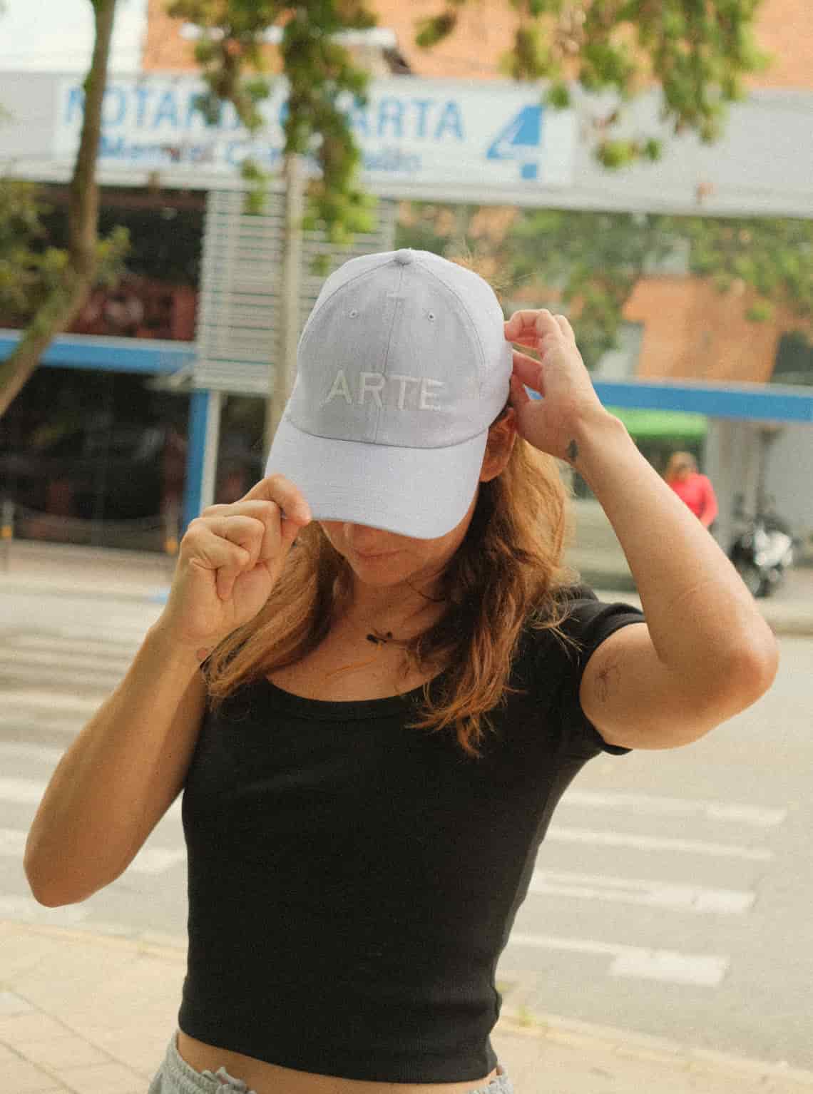 GORRA ARTE LILA - miniatura 2