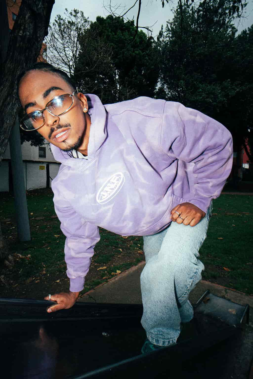 HOODIE SO NICE 2 BE ME MORADO - miniatura 2