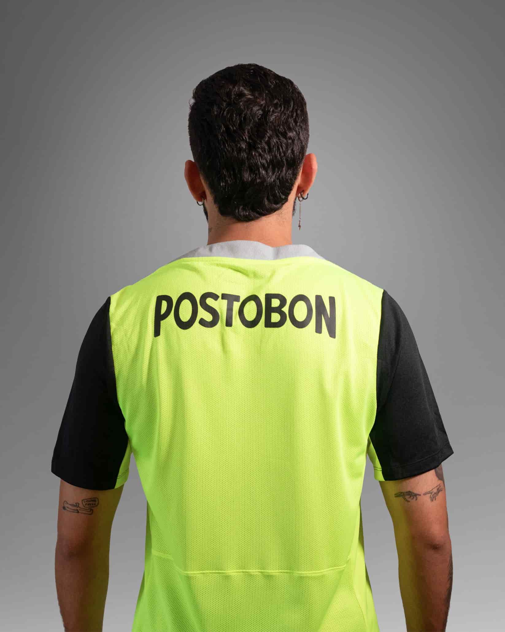 CAMISETA ENTRENO NEON NIKE 2026 HOMBRE - miniatura 6