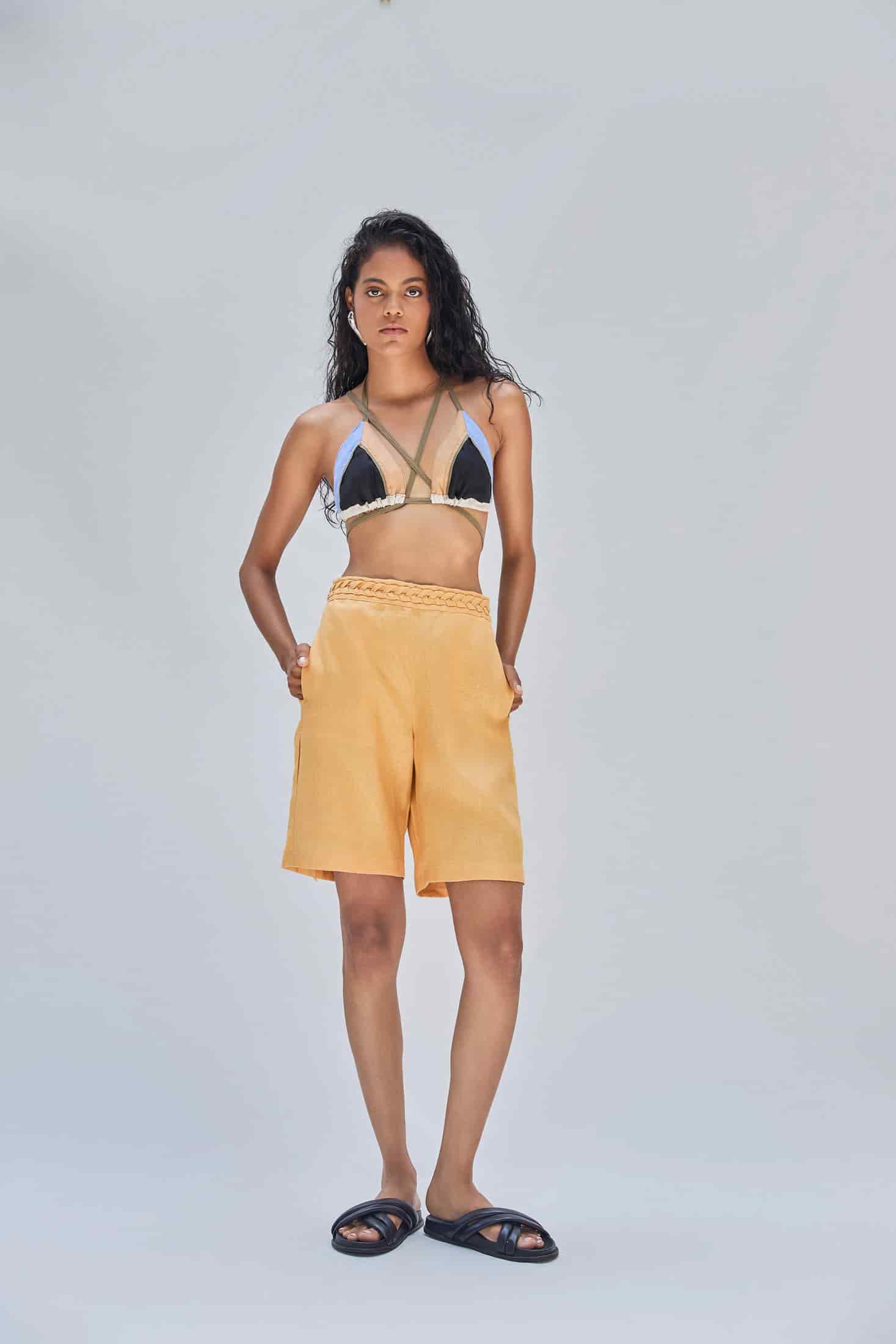 MEL WOMEN SHORTS GOLDEN - miniatura 3