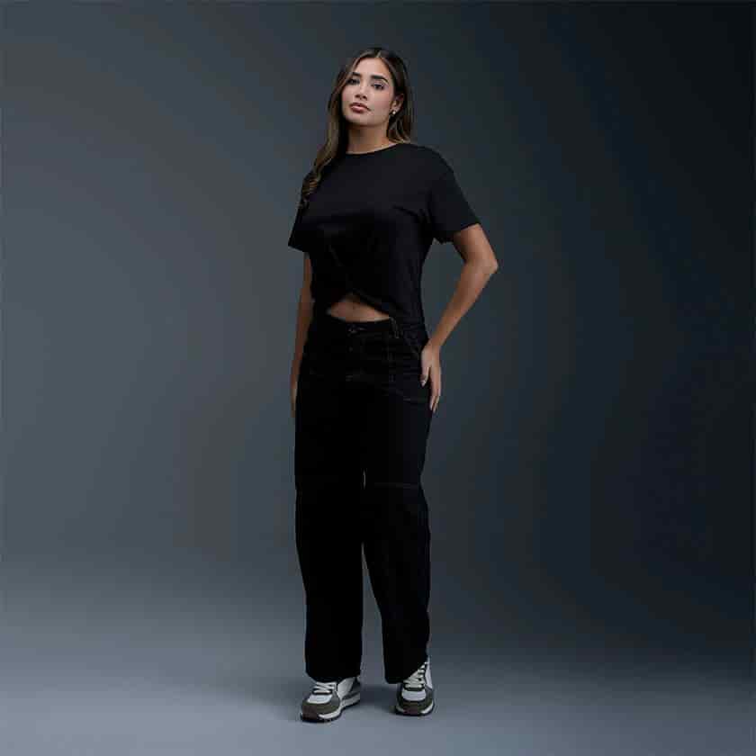 Blusa Crop Negra Mujer - miniatura 2