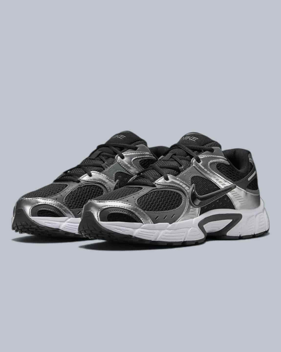 TENIS HOMBRE V5 RNR NEGRO/GRIS NIKE - miniatura 3