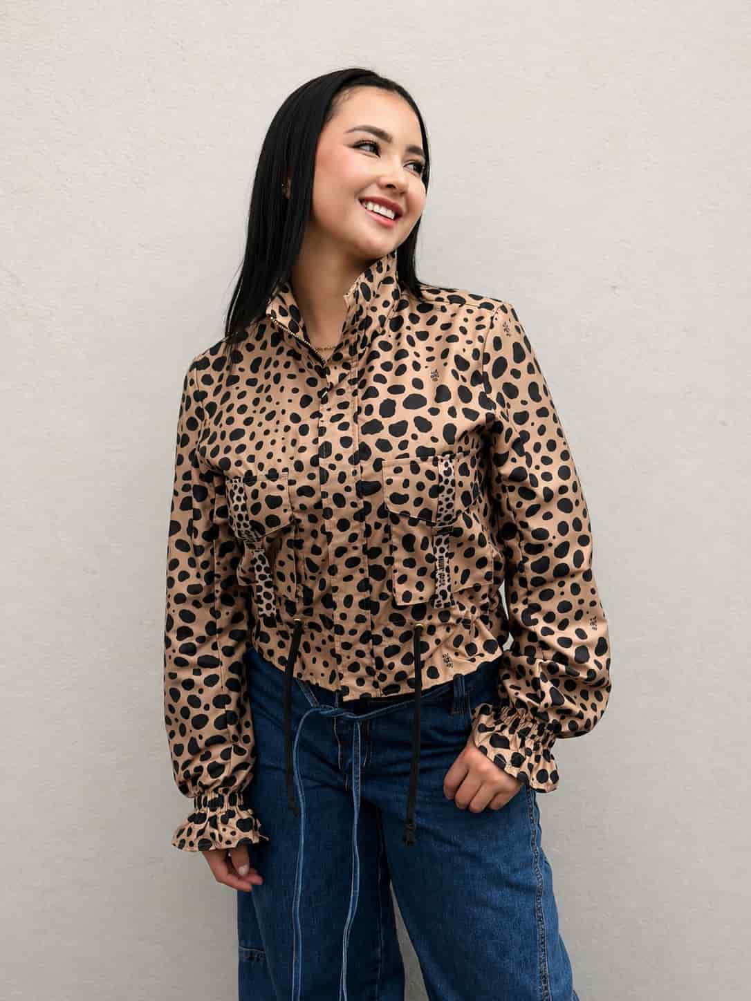 Chaqueta Corta Estampada Animal Print - miniatura 1