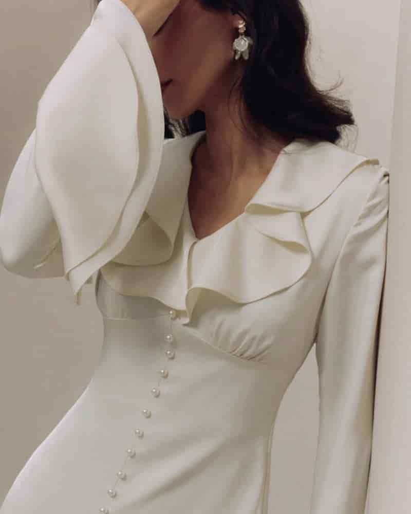 Pearl Button Ruffle Midi Dress - miniatura 1
