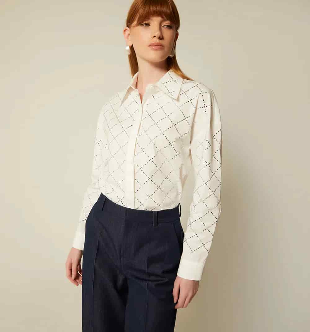Camisera con detalles brillo - miniatura 13