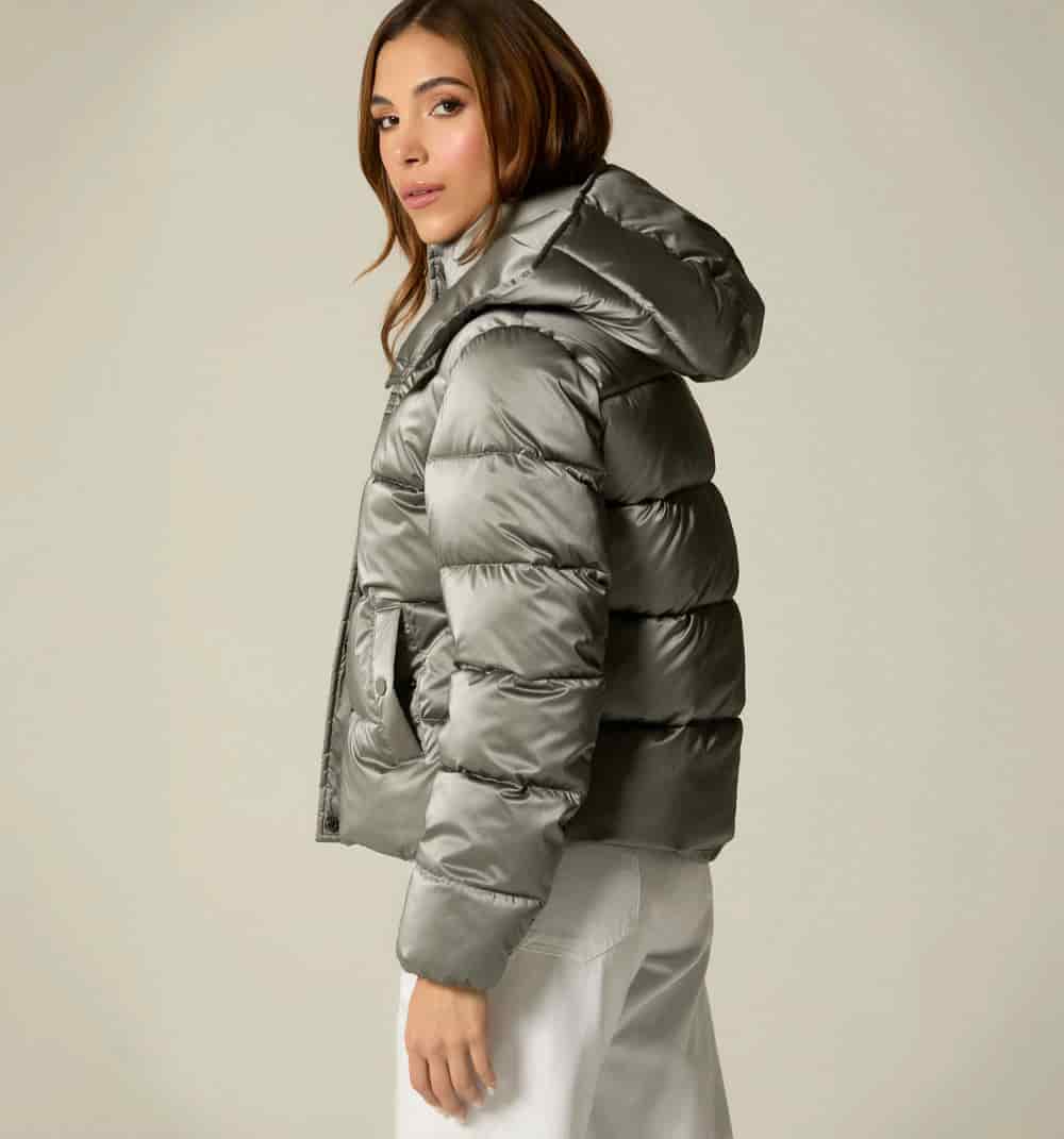 Chaqueta con capucha  acolchada - miniatura 5